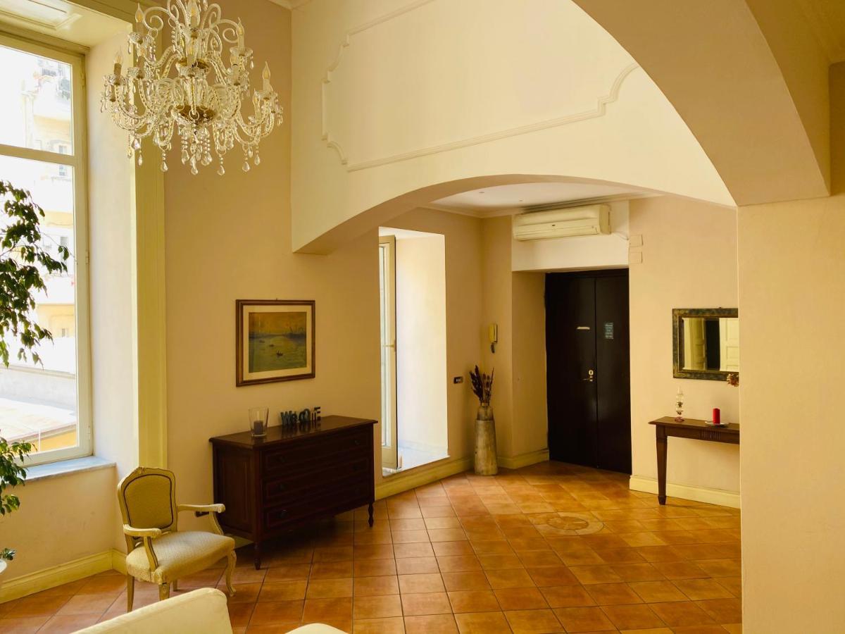 Ambra Noblesse Bed and Breakfast Napels Buitenkant foto