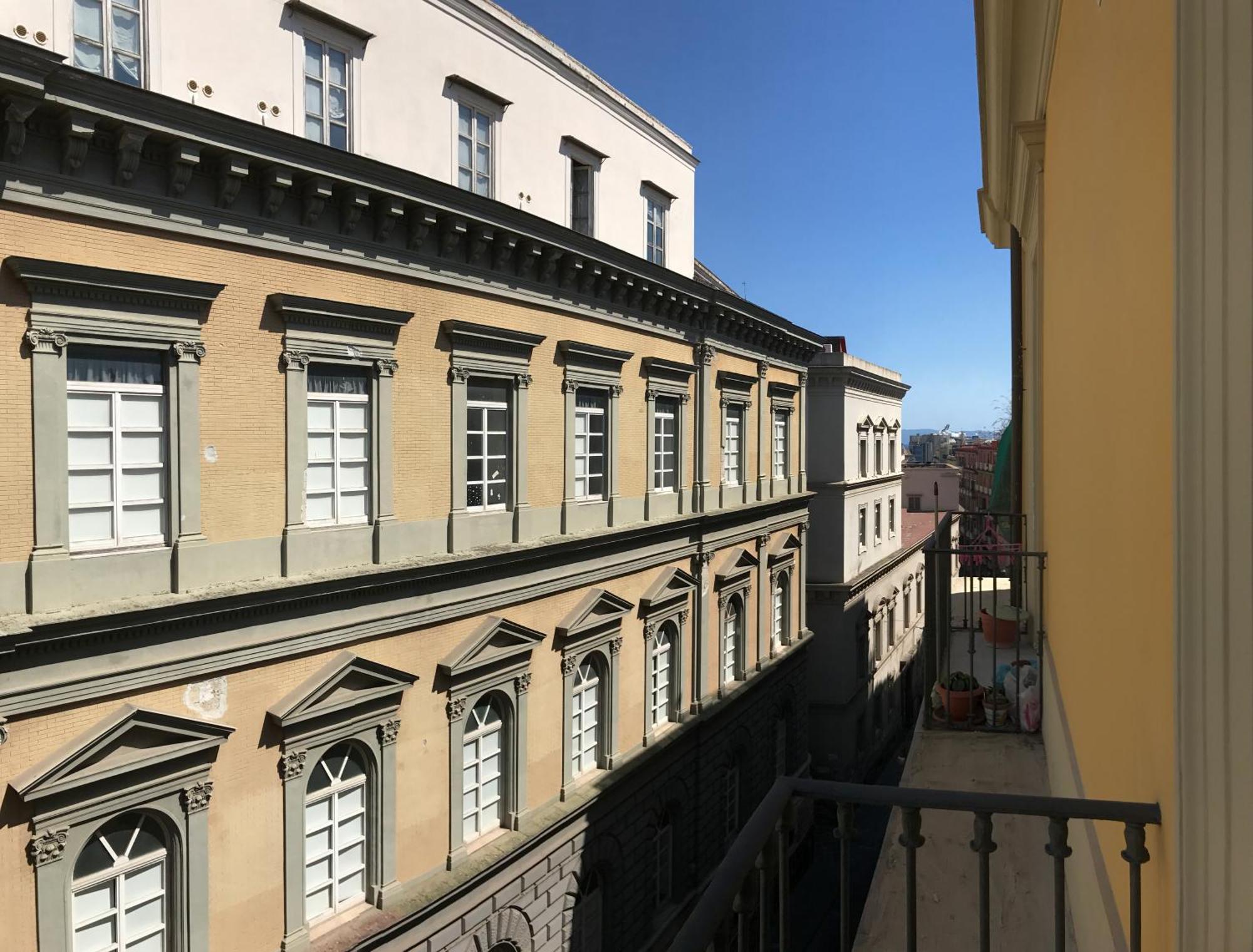 Ambra Noblesse Bed and Breakfast Napels Buitenkant foto