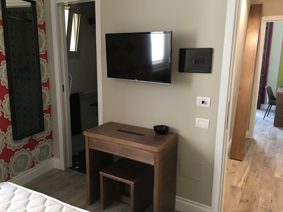Ambra Noblesse Bed and Breakfast Napels Buitenkant foto