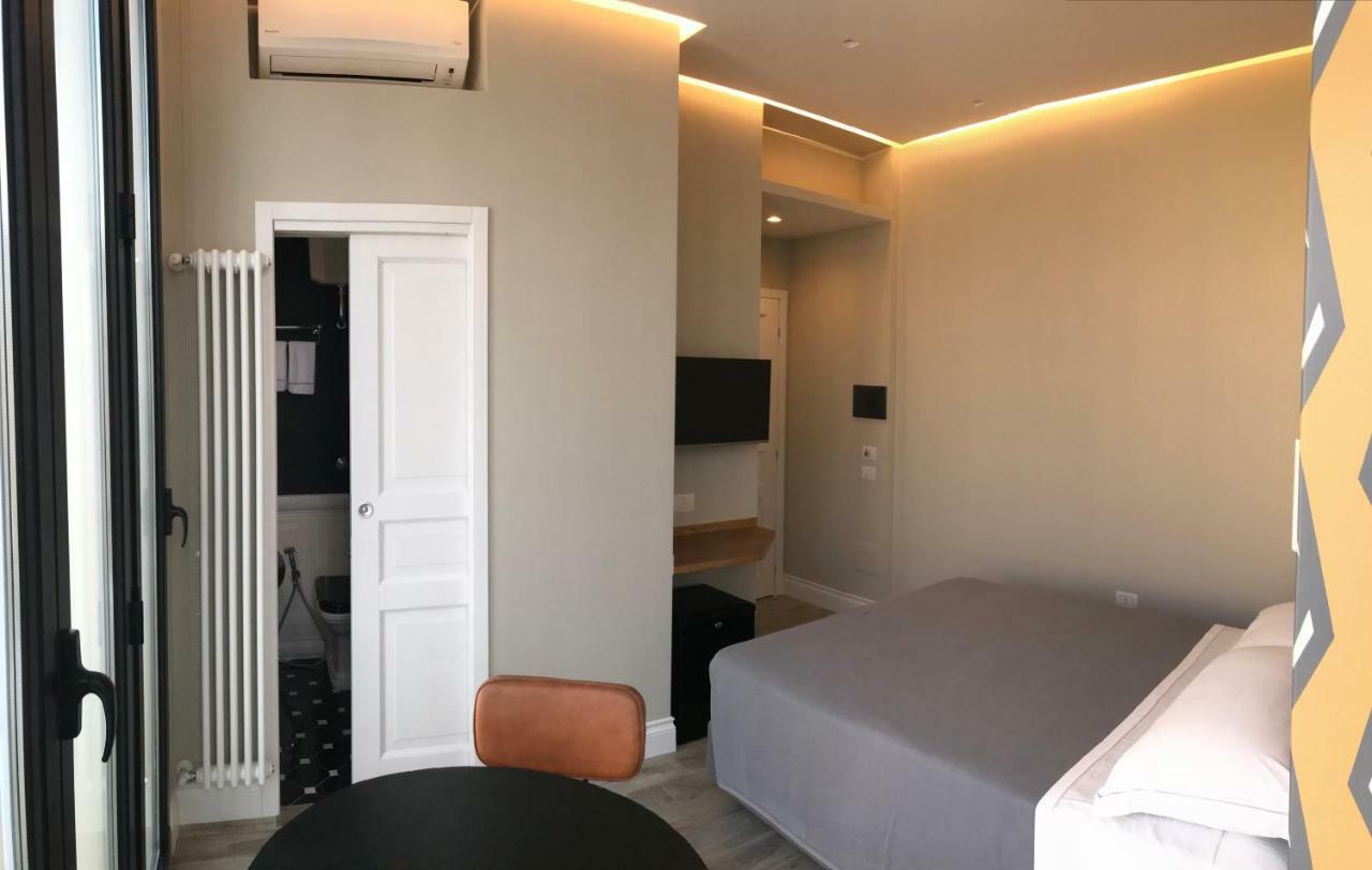 Ambra Noblesse Bed and Breakfast Napels Buitenkant foto