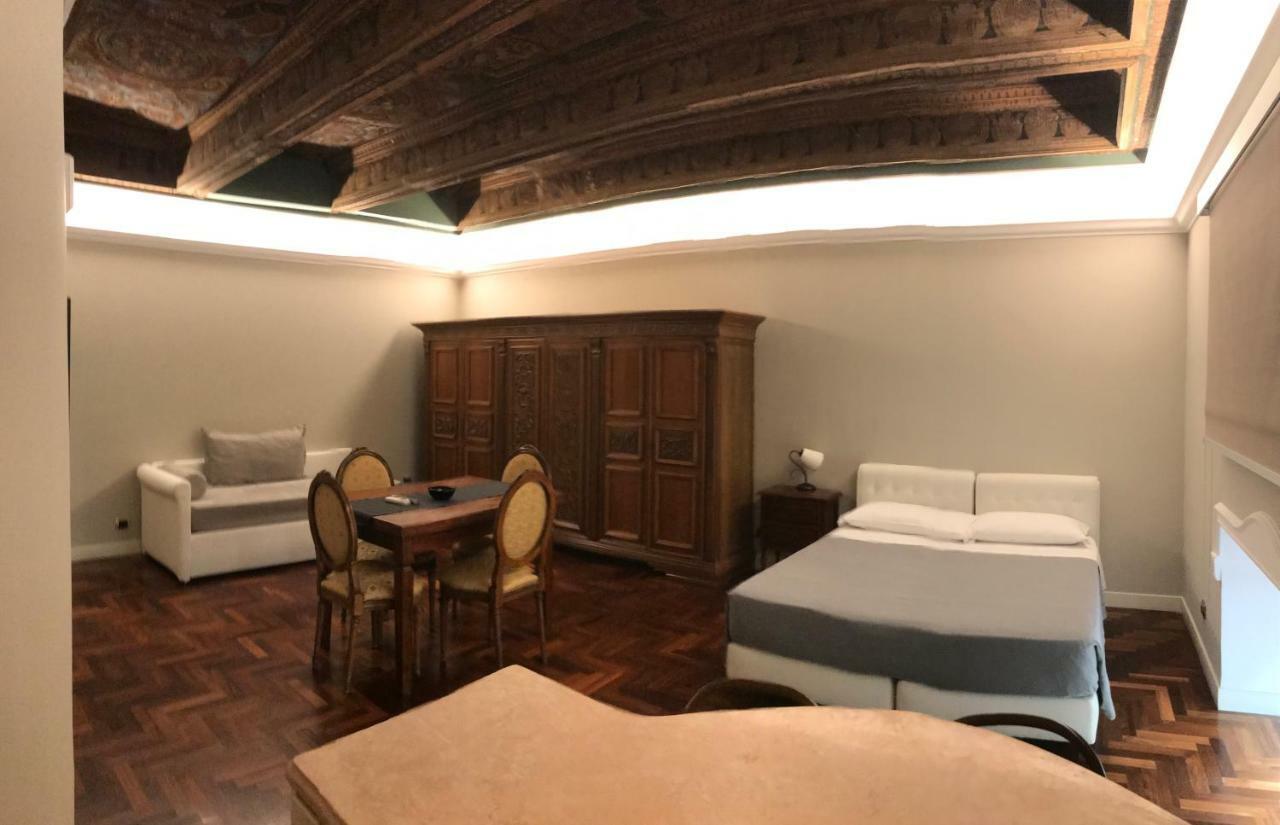 Ambra Noblesse Bed and Breakfast Napels Buitenkant foto