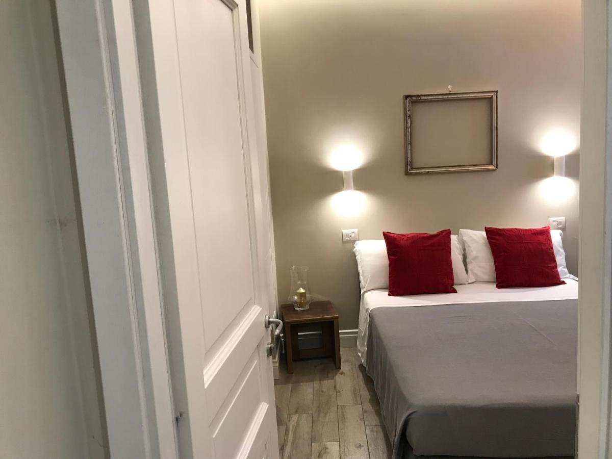 Ambra Noblesse Bed and Breakfast Napels Buitenkant foto