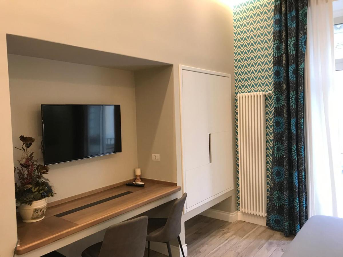Ambra Noblesse Bed and Breakfast Napels Buitenkant foto